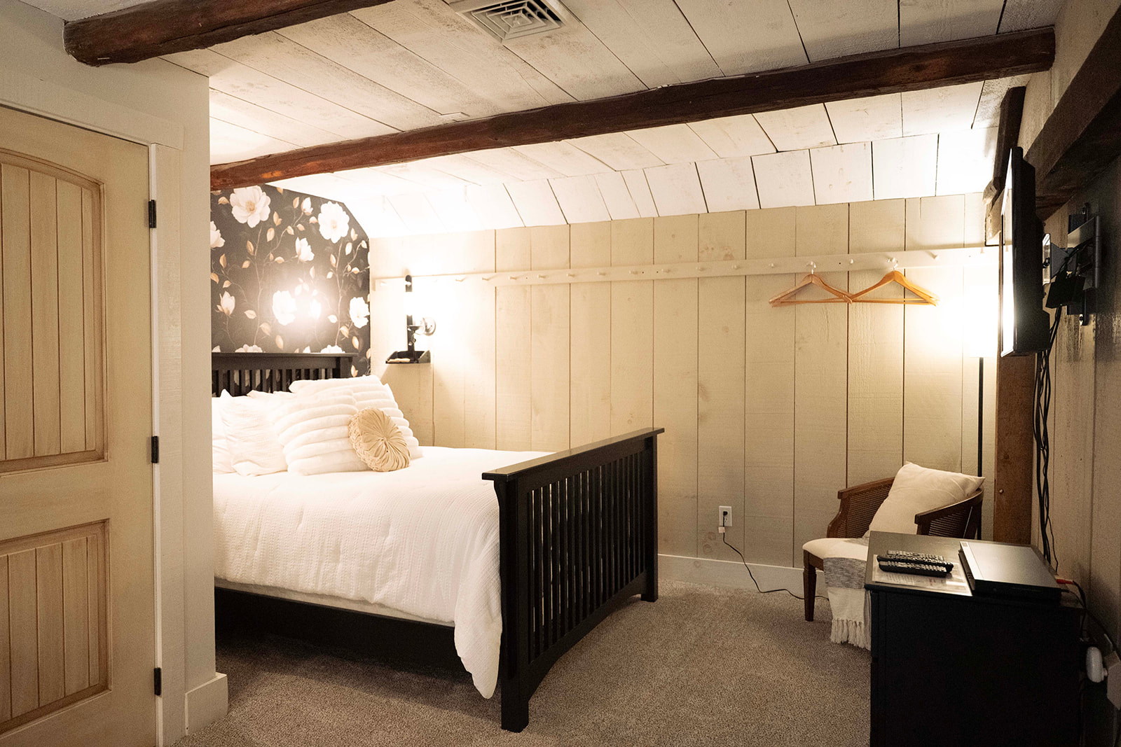 Shaker Suite entry view